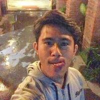 Oktavianus Molle的照片