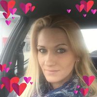 Michaela Kramer的照片