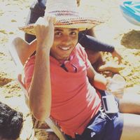 Hamza Mouta的照片