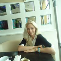 Lily Zhukova's Photo