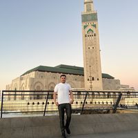 Said Guvenc的照片