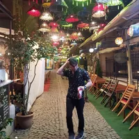 Alex Whitney的照片