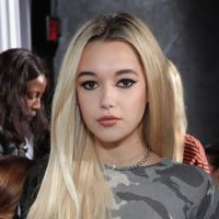 Sara  Shepard's Photo