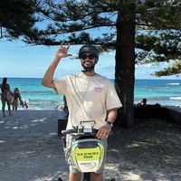 Fotos de Gopichand Bommineni