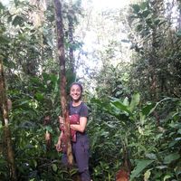 BEATRICE BESSON的照片