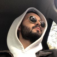 Halil Deniz Gürsel的照片