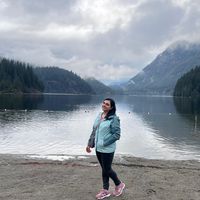 Atousa Malek的照片