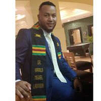 Dr. Harold Miguel Labrada O.的照片