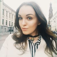 Julia  Dubrovsky的照片