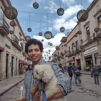 Raúl Plata Bravo的照片