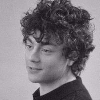 Robert Trifan的照片