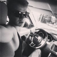 henry yudichev's Photo