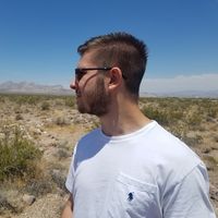 Eliot McGinnis的照片