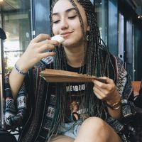 Öyküm Yılmaz的照片