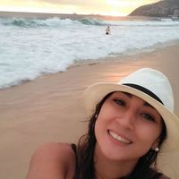 Elizabeth Morales的照片