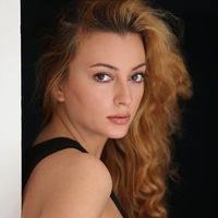 Kimia Dejkam的照片