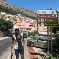 Collins Okolo的照片