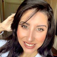 Aline Alvares的照片