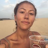 Holly Nicholds的照片