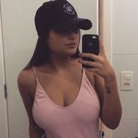 Thailany Portella的照片