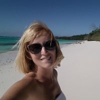 Photos de justine dhaeye