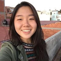 Carolina Hotta's Photo