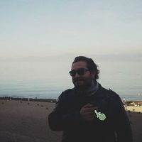 Ozan Akçora的照片