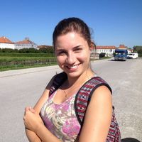 Thaiane Deringer's Photo