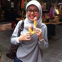 Intan Nafisach's Photo