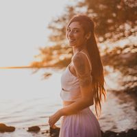 Debora Oliveira's Photo