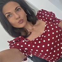 Nevena Jevtic的照片