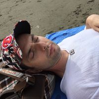 Aaron Gutang的照片