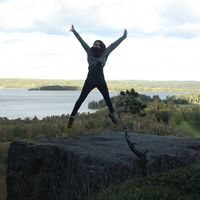 Moni Kleinemas's Photo