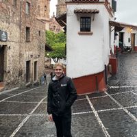 Pearce Alonzo's Photo