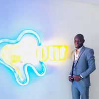 Emmanuel Avemegan的照片