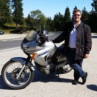 Lionel Lüthi的照片