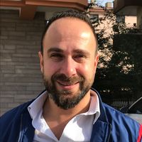 Osman Korur的照片