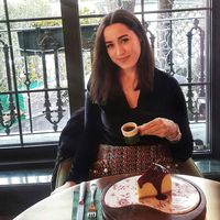 Gizem Arikan's Photo