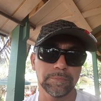 Michael Bouchereau-Arnephie的照片