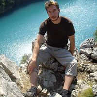 Julien CAVELIER的照片