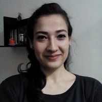 Suna Gcylmz的照片