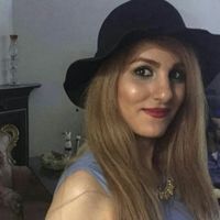 Fotos von zahra tahmasebi