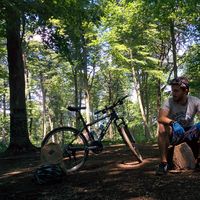 Safa Gürdağ的照片