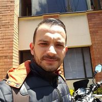 Cesar Medina的照片