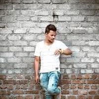 Suresh  Kumar's Photo