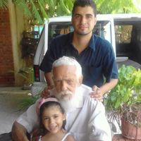 Isaac Fumero's Photo