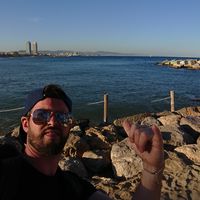 Aaron Young的照片