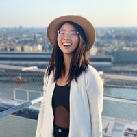 Marian Yukawa的照片