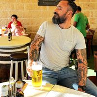 Alan Carabott的照片