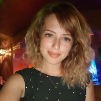 Elizabeth Karaylanydy的照片